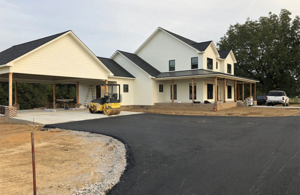 Real Seal Alabama - Residential Asphalt Driveway Paving